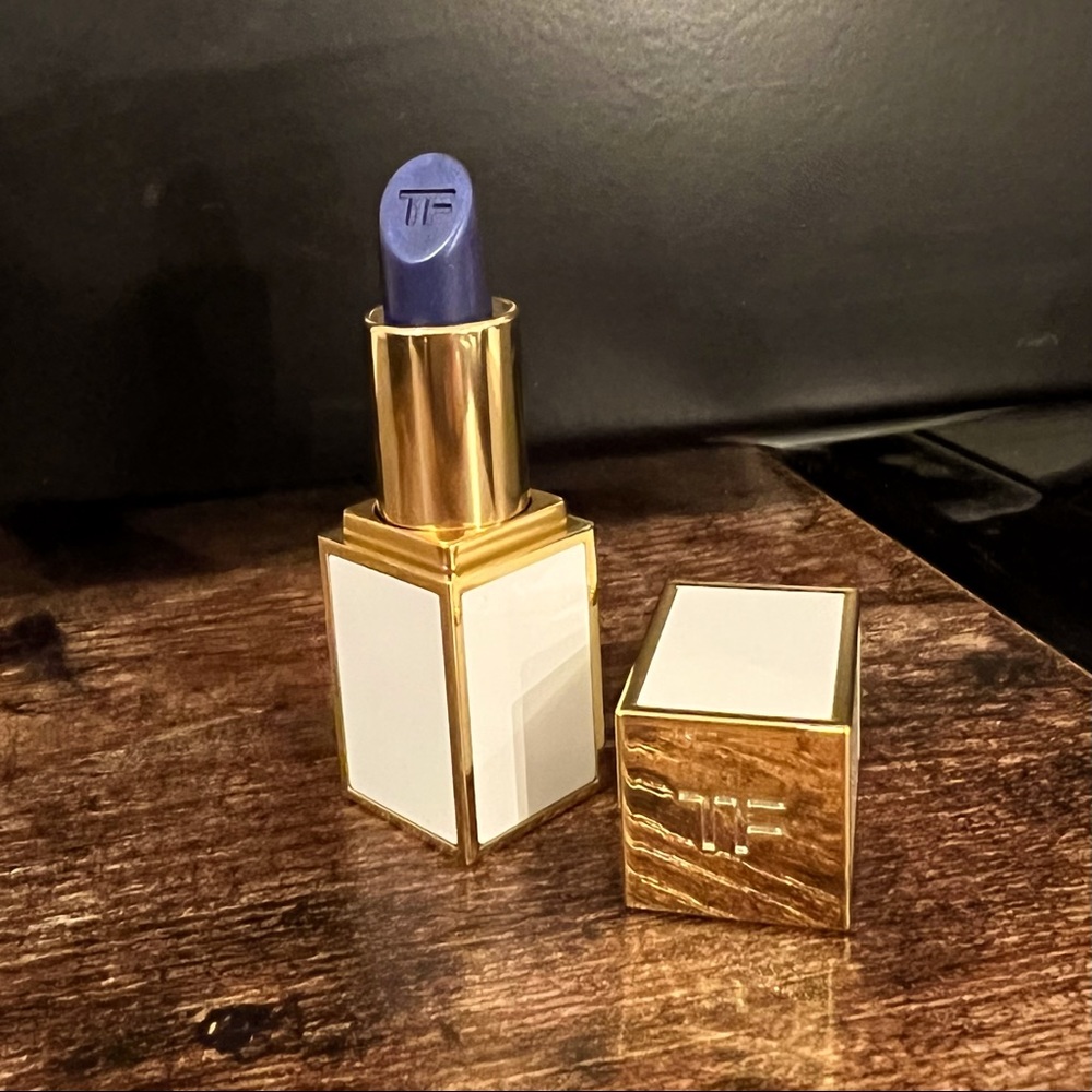 Tom Ford Lipstick Color #36 Cardi .07 Oz